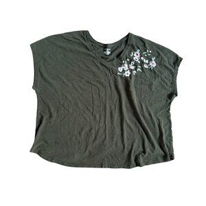 Lane Bryant T Shirt Green Size 26 28 Floral Embroidery Short Sleeve Top